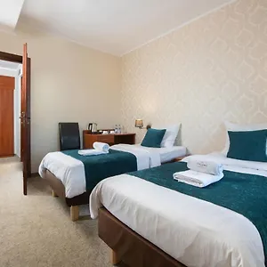 Globus Aparthotel